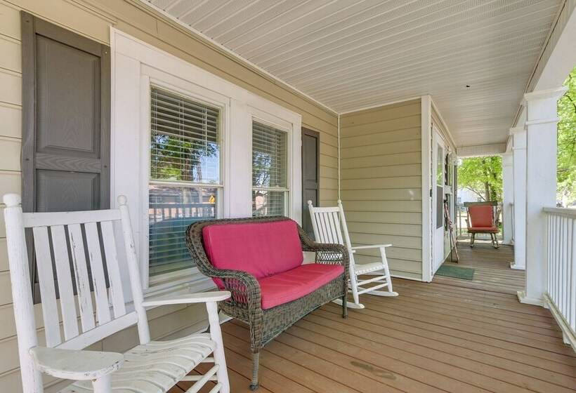 Durham Home W/ Screened Porch ~ 3 Mi To Downtown!