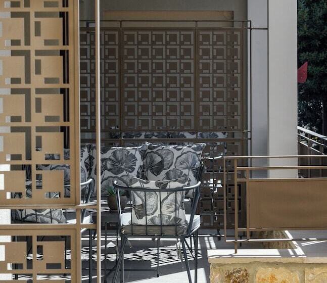 Epineio Comfort Living