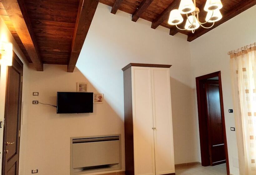 فندق ريفى Agriturismo Le Campanelle