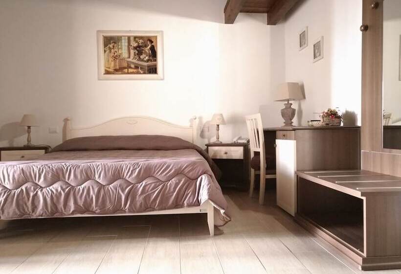 فندق ريفى Agriturismo Le Campanelle