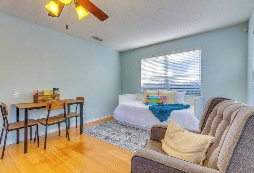 Navarre Home W/ Furnished Patio < 2 Mi To Beach!