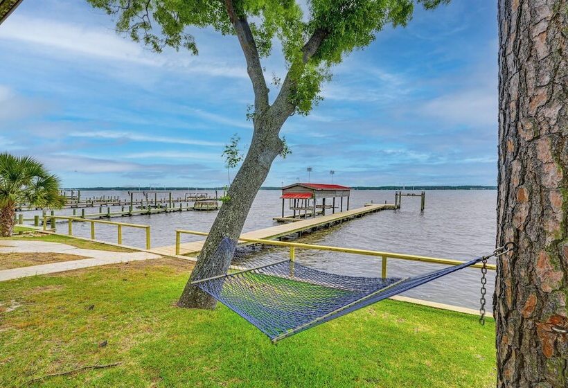 Pamlico River House W/ Private Dock & River View!