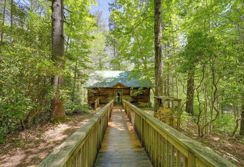 Near Lake Lure: Quiet Cabin W/ Deck & Trail Access