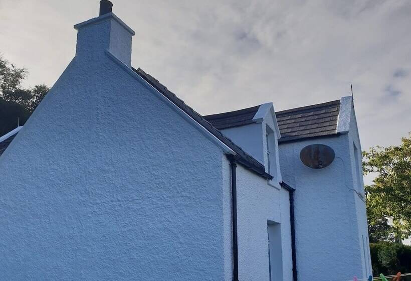 إقامة Colbost/3bedcottage/woodburner/greatwalks