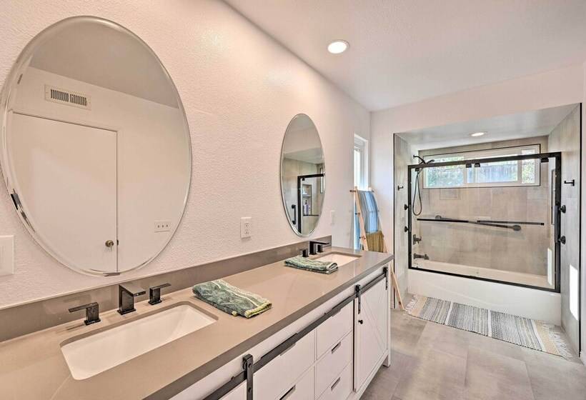 Spacious San Diego House W/ Yard + Patio!