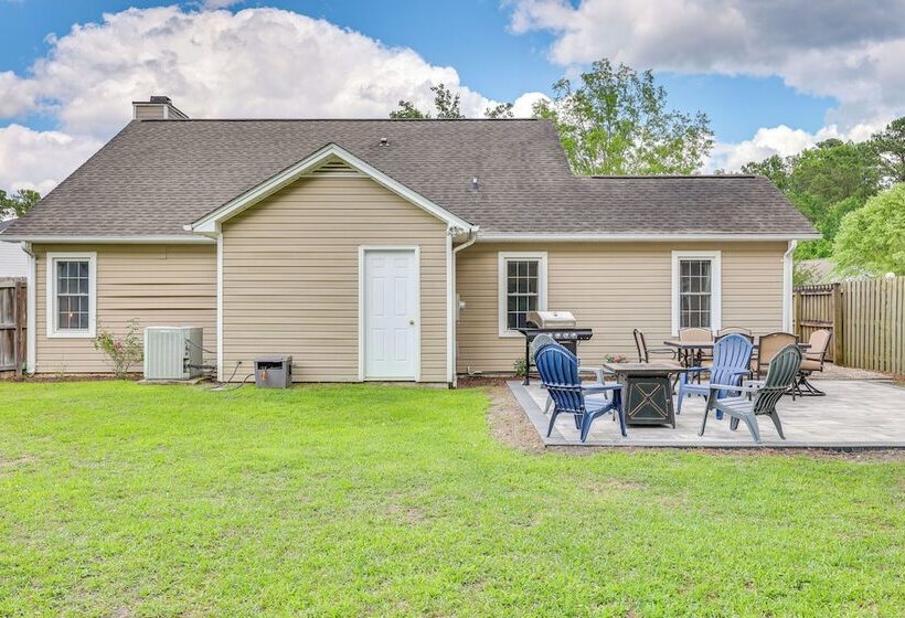 Wilmington Family Home: 6 Mi To Wrightsville Beach