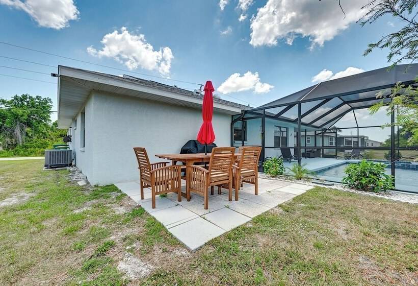 Englewood Home W/ Saltwater Pool: 6 Mi To Beach!