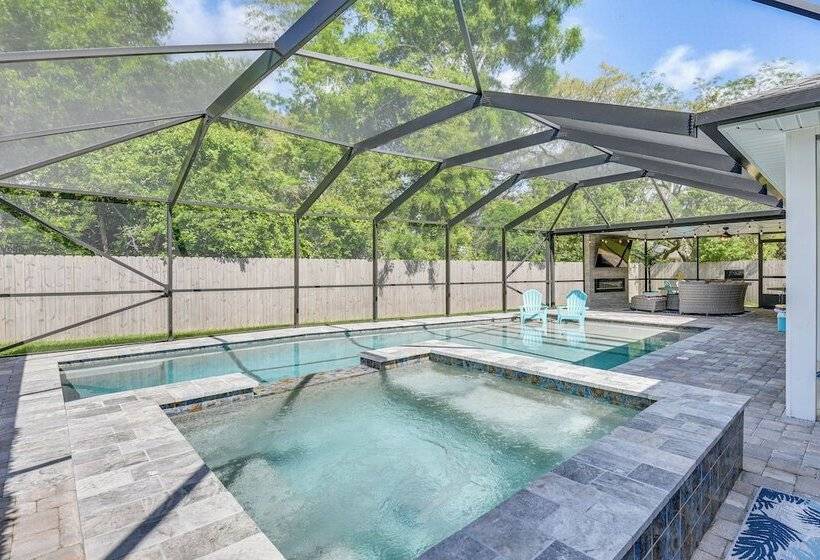 Fort Walton Beach House: Lanai W/ Saltwater Pool!