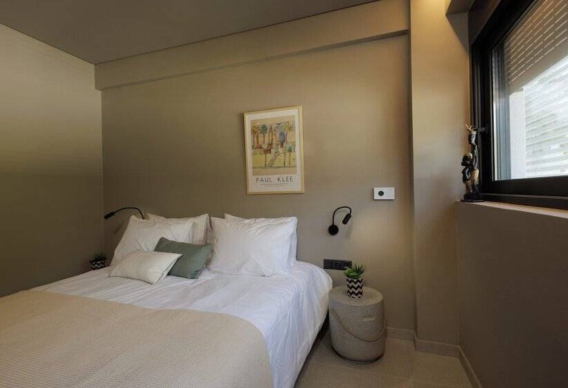 فندق Athens Riviera Suites