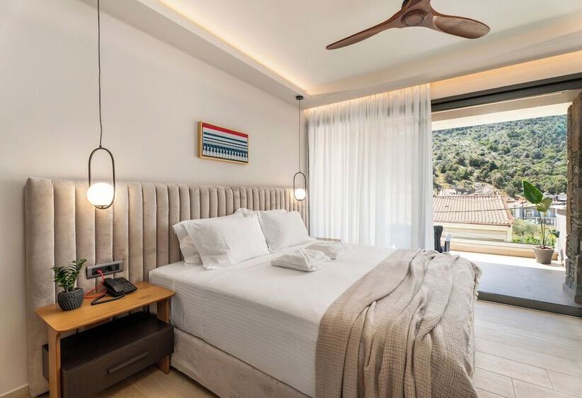 هتل Ennea Muses Rooms & Suites