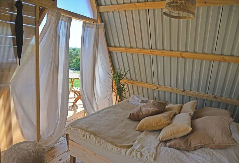 هتل روستایی Tranquilo Glamping