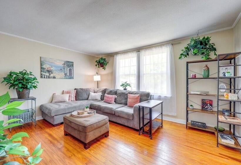 Jacksonville Getaway: 1 Mi To Southbank Riverwalk