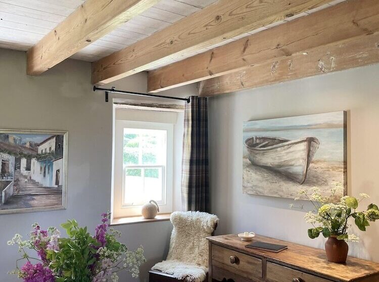 Lovely 2 Bed Cottage In St Brides, Pembrokeshire