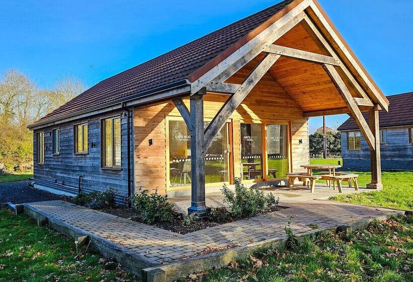 אתר נופש Hay S Wood Retreat