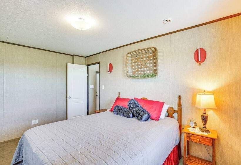 Secluded Texas Countryside Retreat Near Abilene