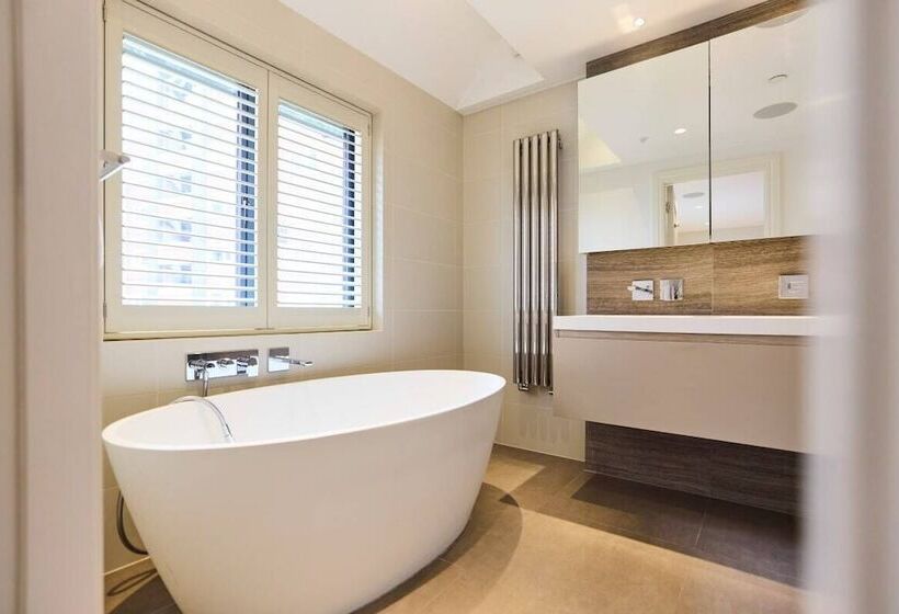 The Regent S Park Scenery   Spacious 3bdr House W/ Garden And Study Room