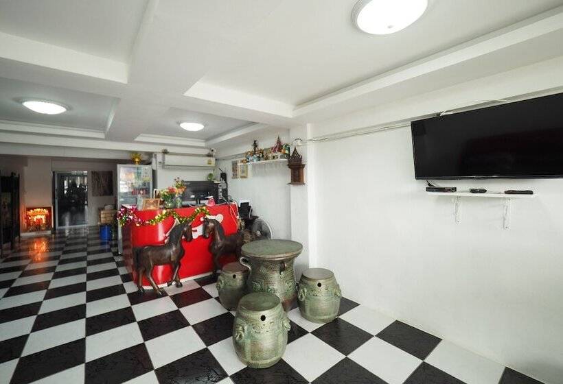 Arisa Hostel