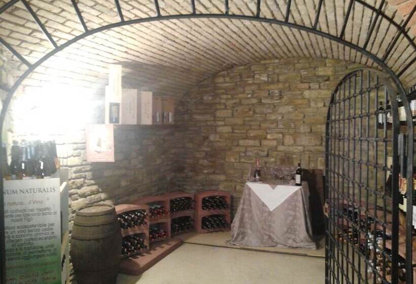 فندق Il Castello Di Bubbio