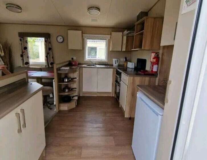 בית מלון כפרי Lovely 3 Bed Home In Rookley On The Isle Of Wight