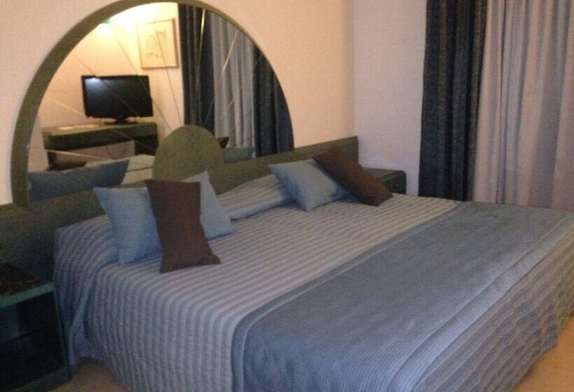 فندق Miceneo Palace