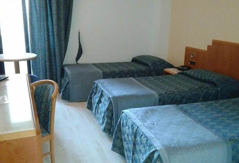 فندق Miceneo Palace