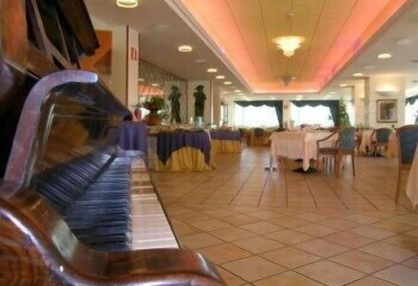 فندق Miceneo Palace