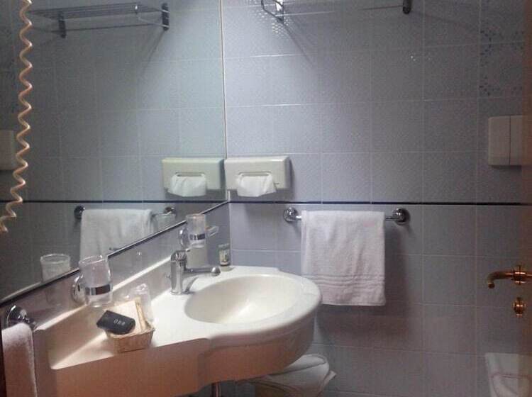 فندق Miceneo Palace