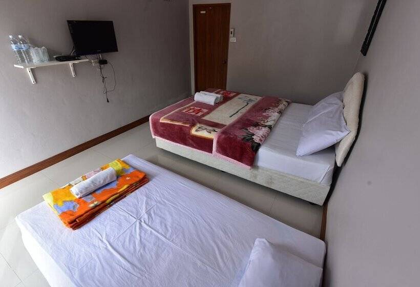 בית מלון כפרי Petch Jed Sao Noi Resort