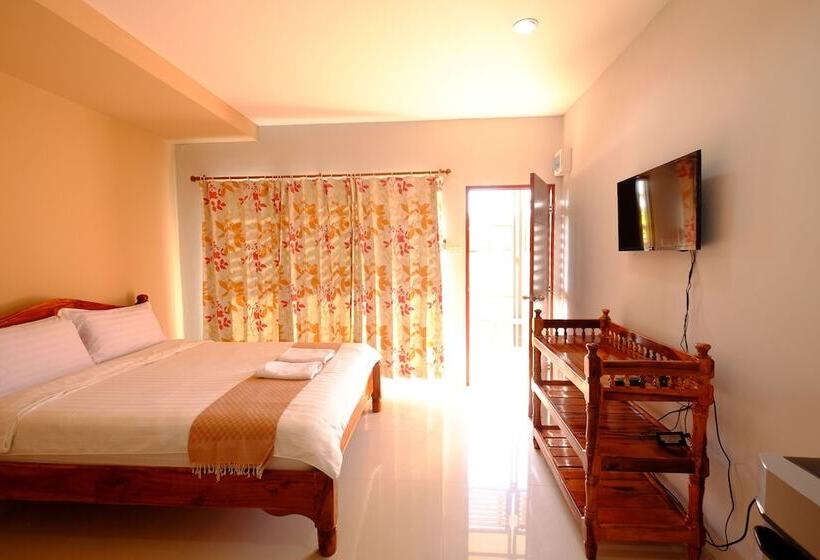 هتل Prompong Resort Mukdahan