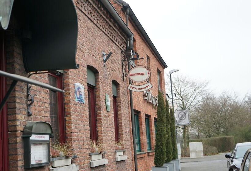 هتل Strümper Hof