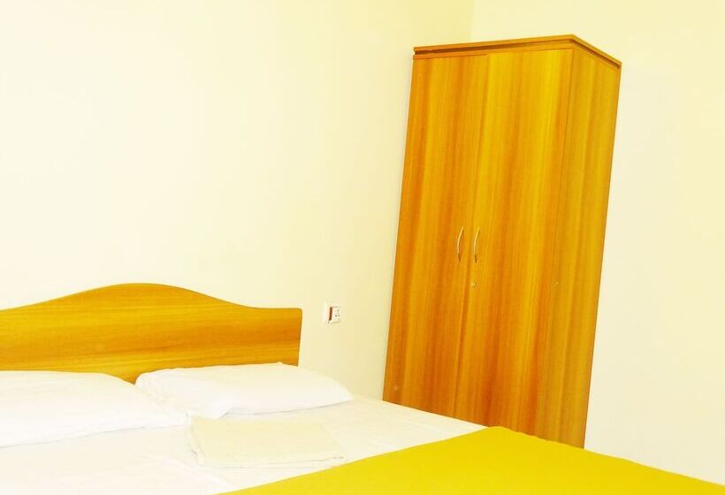 펜션 Gomes Pousada Guest House