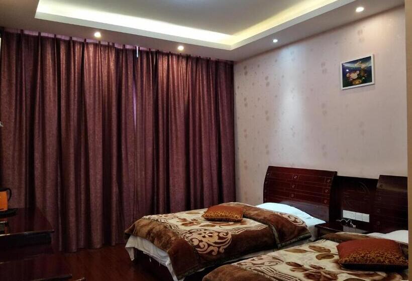 فندق Emeishan Moon Bay