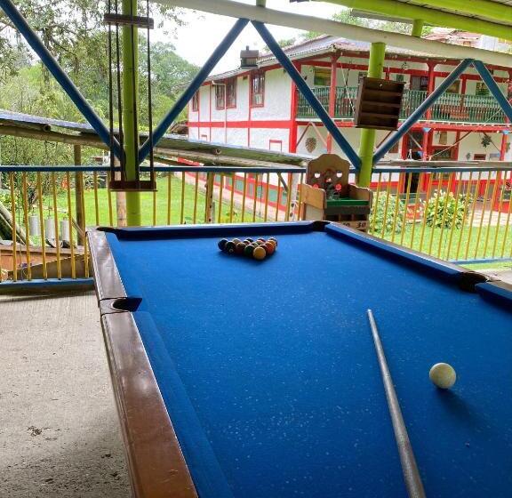 מלון כמוסות Finca Hotel Tierra Grata