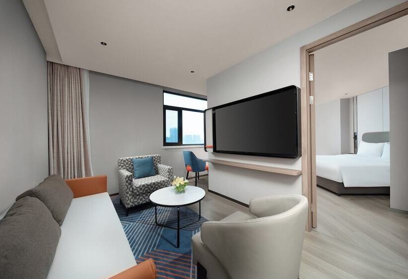 فندق Holiday Inn Express Zhengzhou Garden Road