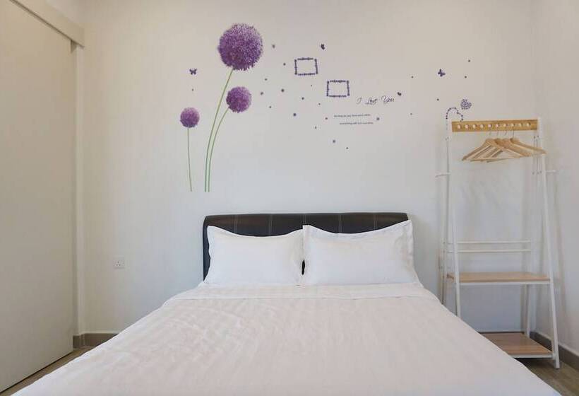 هتل The Octagon Premium Suite   Ipoh