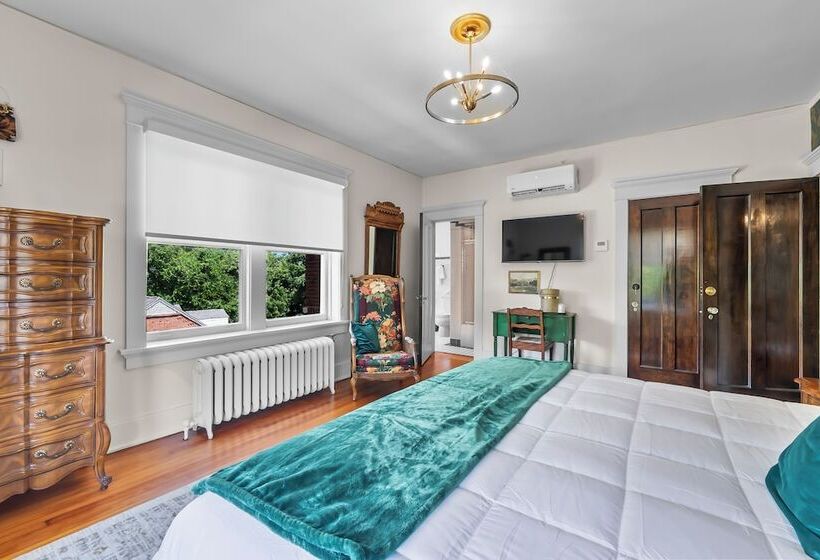 בית מלון כפרי Rockwood Inn