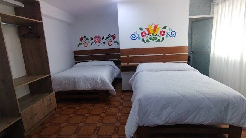 فندق Hostal Perlaschallay