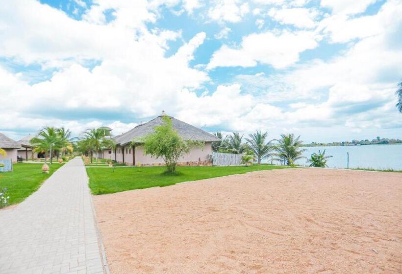 فندق Sogakope Beach Resort & Spa