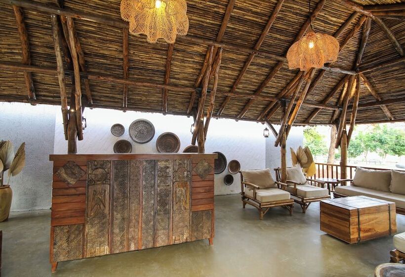 منتجع Toyam By Orchid Hotels