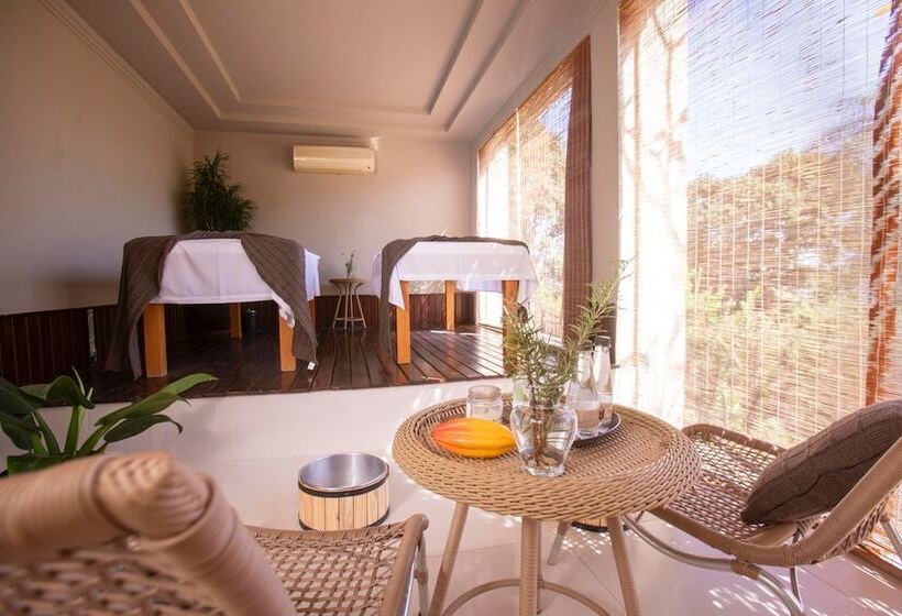 فندق Bendito Cacao Family Resort