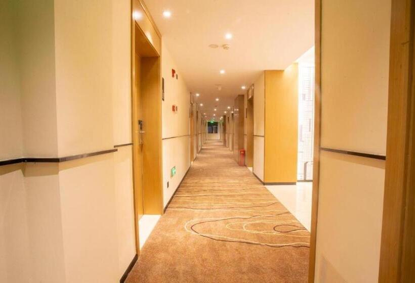 호텔 City Comfort Inn Yichang Zigui Three Gorges Dam Binhu
