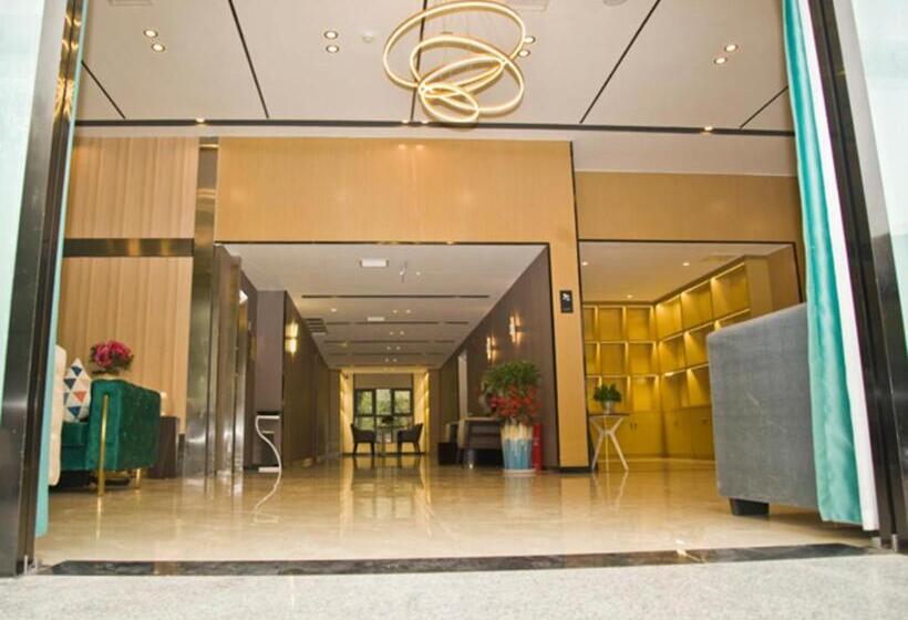 ホテル City Comfort Inn Zigong Lantern World Fantawild Dinosaur Kingdom