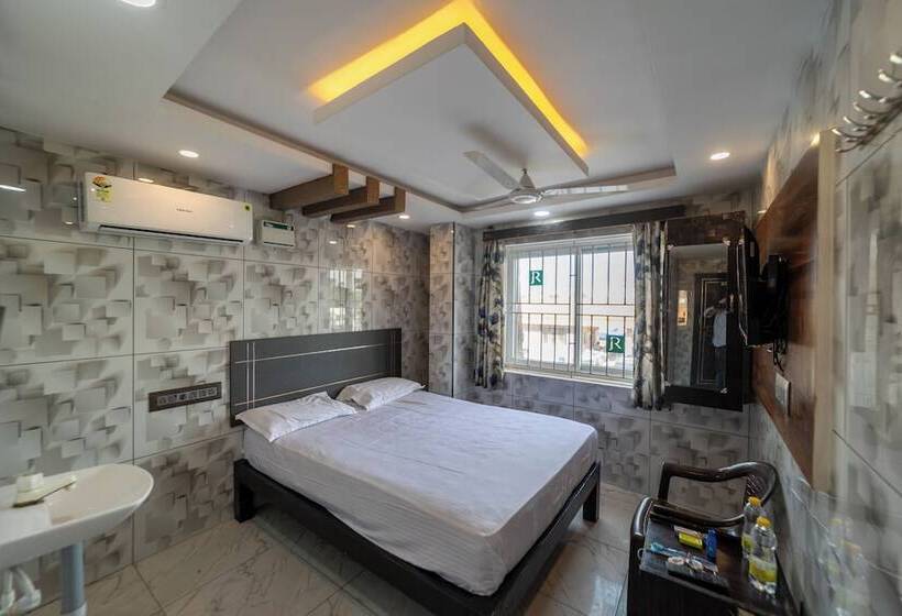 Отель Jr Grande