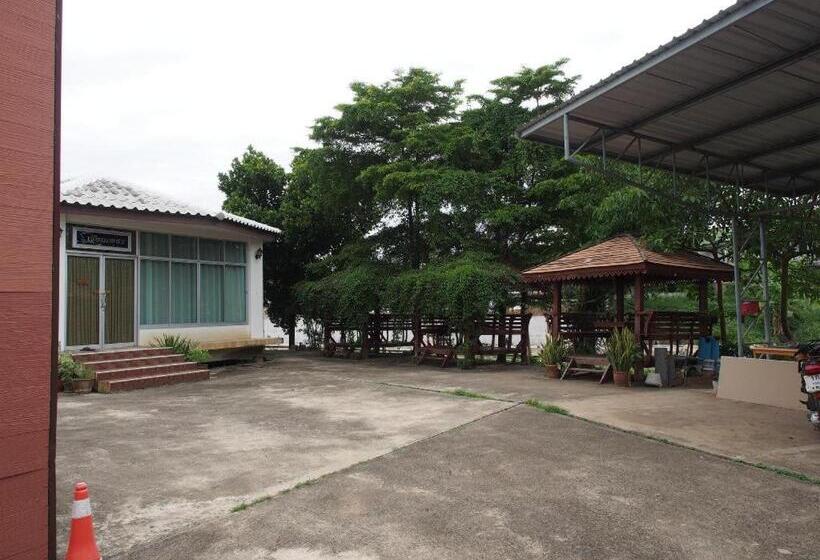 هتل Phetsuwan