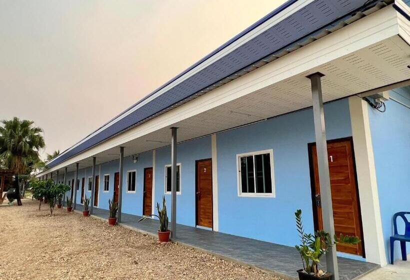 ホテル เฮือนคำเเก้วรีสอร์ท & Kk House Cafa Nan