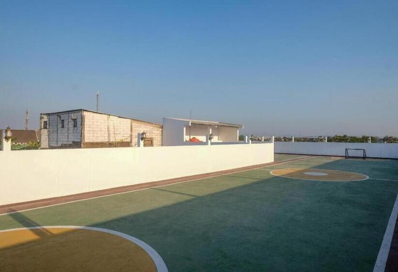 هتل Urbanview Syariah Wisma Nabil Solo