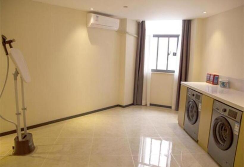 호텔 City Comfort Inn Yichang Yuan An Passenger Station