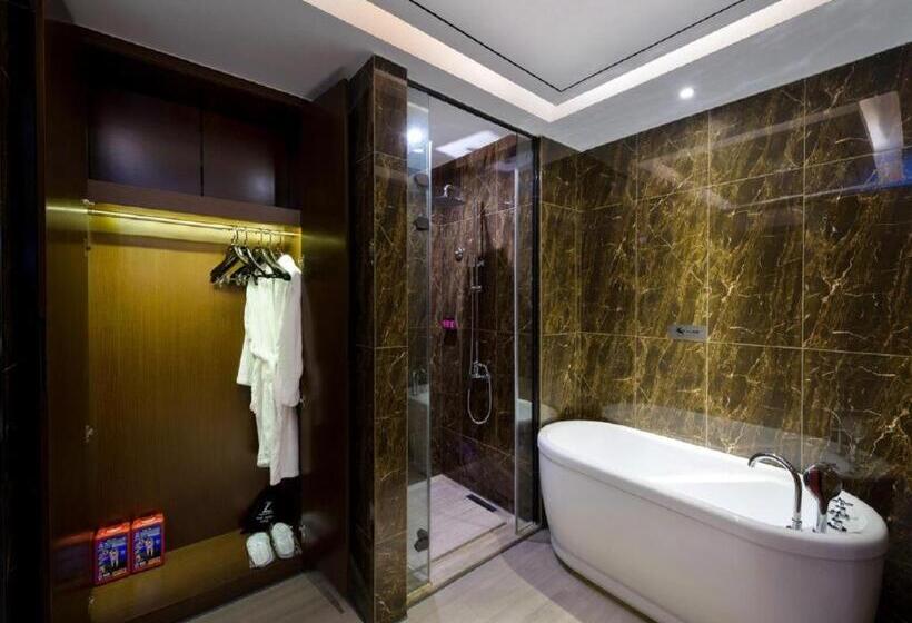 בית מלון כפרי Zmax Qingyuan Guangqing Railway Station