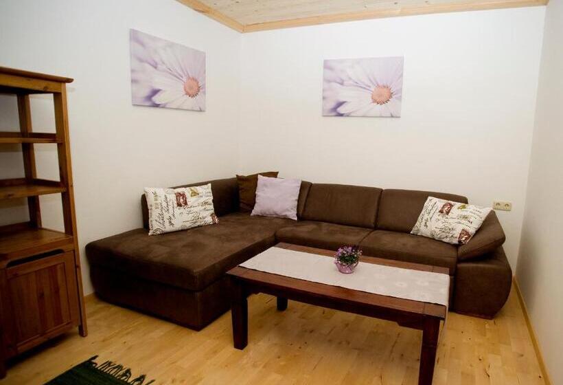 ベッドアンドブレックファースト Gästehaus Kasbichler