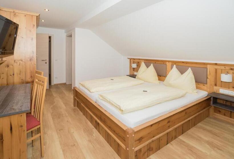 ベッドアンドブレックファースト Gästehaus Kasbichler